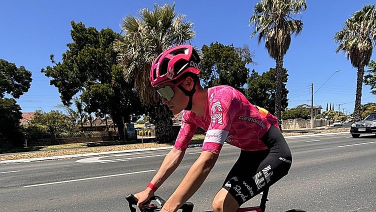 Markel Beloki corta la cinta de la temporada ciclista en Australia