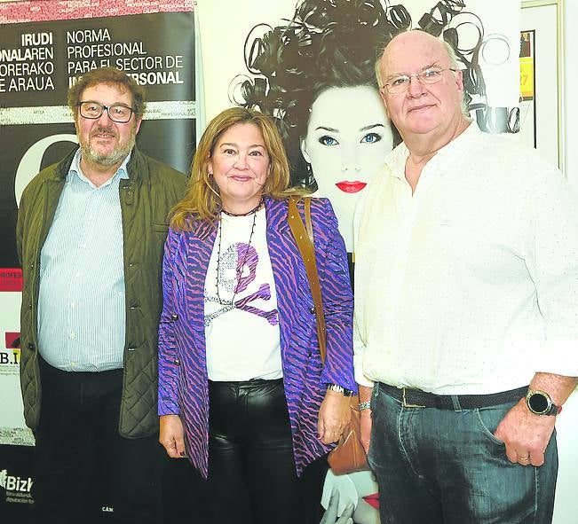 Antonio Seco, Carmen Rojo y José Andrés Cebrecos.