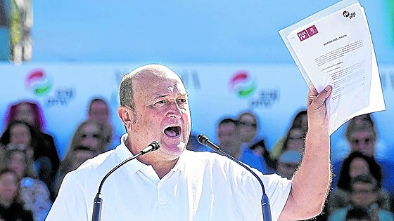 El PNV se encamina hacia una renovación total del EBB con la excepción de Ortuzar