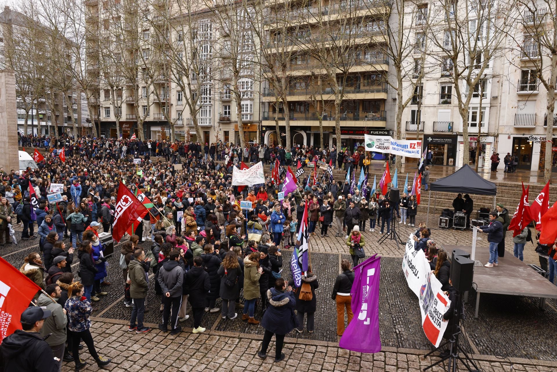 Manifestación de la enseñanza pública en Vitoria