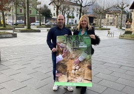 El alcalde de Abadiño, Mikel Urrutia y la teniente de alcalde, Edurne Maguregi, presentan el cartel de San Blas 2025