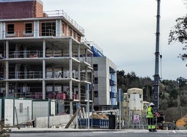 Obras de unos pisos en la localidad vizcaína de Berango