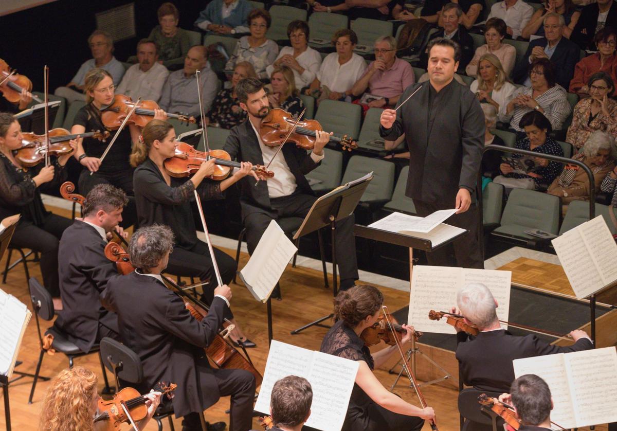 Trevino dirige a la orquesta vasca en un concierto el pasado mes de octubre.