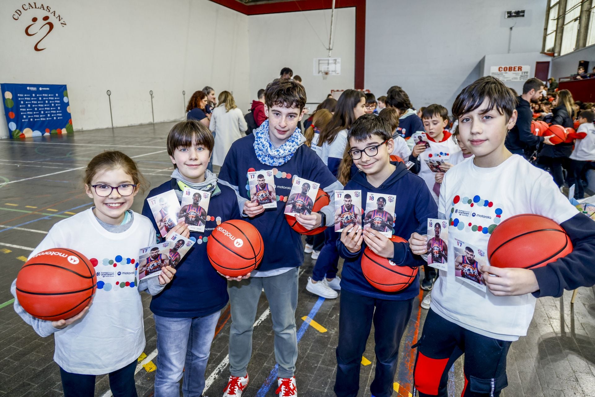 Rogkavopoulos y Diop, como dos niños de más de dos metros