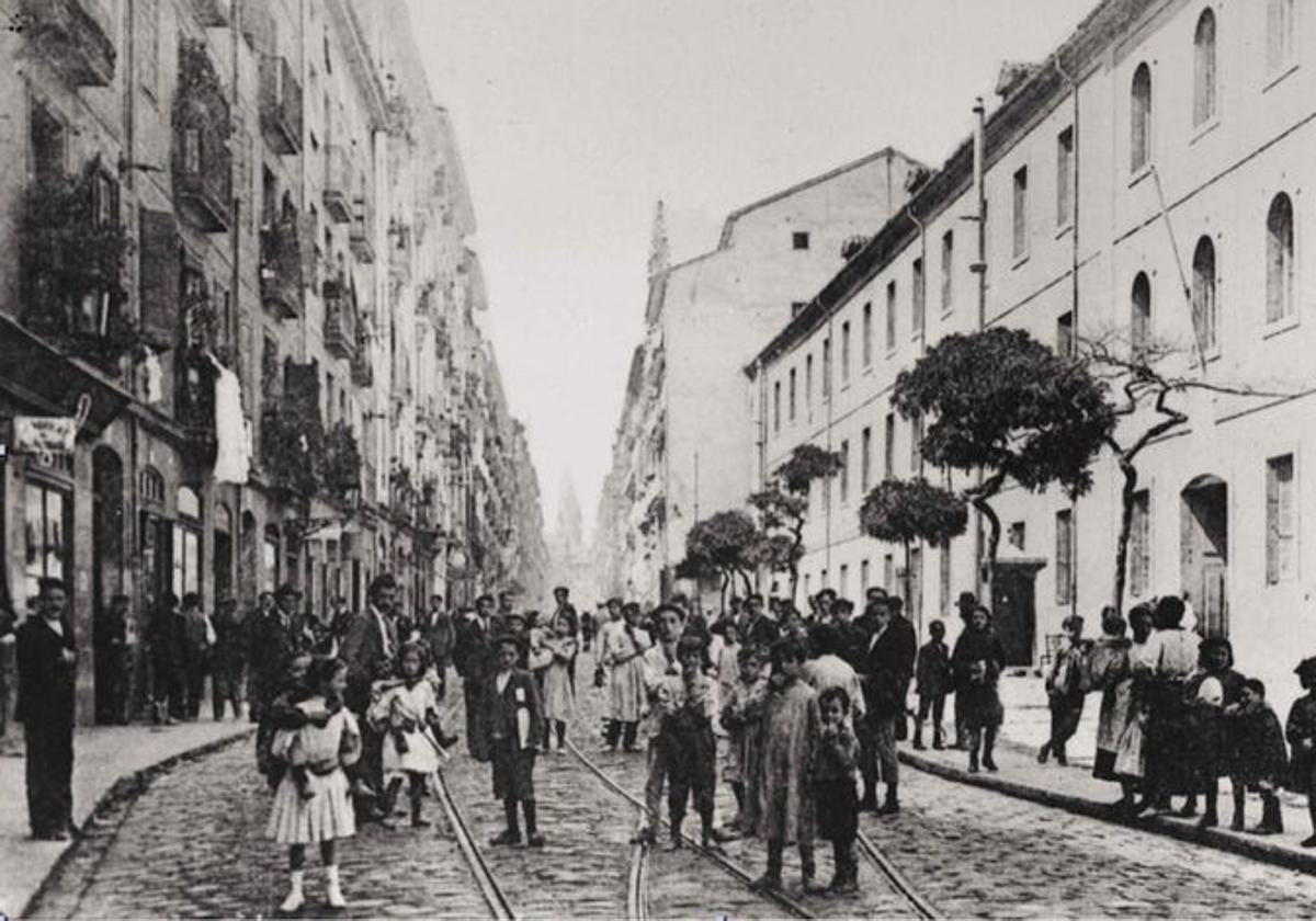 La calle San Francisco a principios del siglo XX.