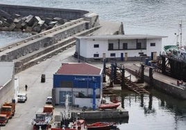 El primer punto limpio del puerto de Ondarroa se ubicará junto al carro varadero.