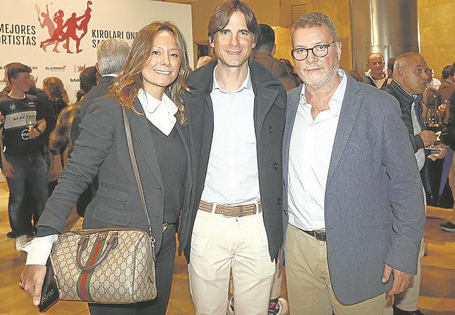 Sheila Lafuente, Joseba Iraola y Eduardo Santamarina.