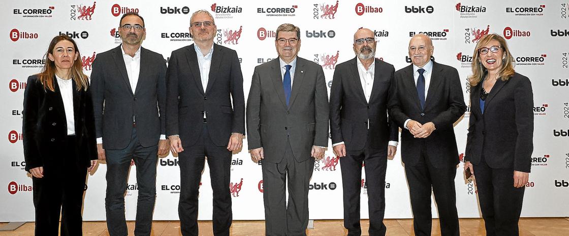 Nora Sarasola, Carlos Segio, Iñigo Barrenechea, Juan Mari Aburto, José Miguel Santamaría, Gorka Martínez e Itxaso Erroteta.