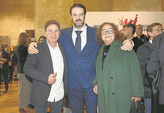 Herri Torrontegui, Igor San Román y Sandra Barrutia.