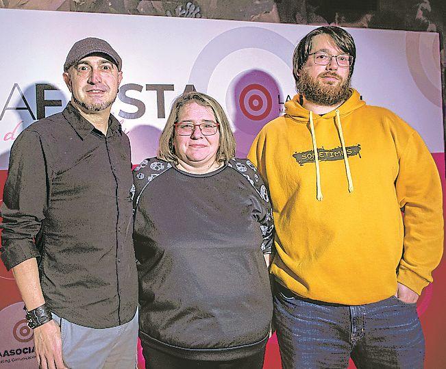 Jon Cortázar, Judith González y Ángel Sáinz.