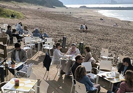 Aspecto que presentaba hoy la playa de Arrigunaga, en Getxo