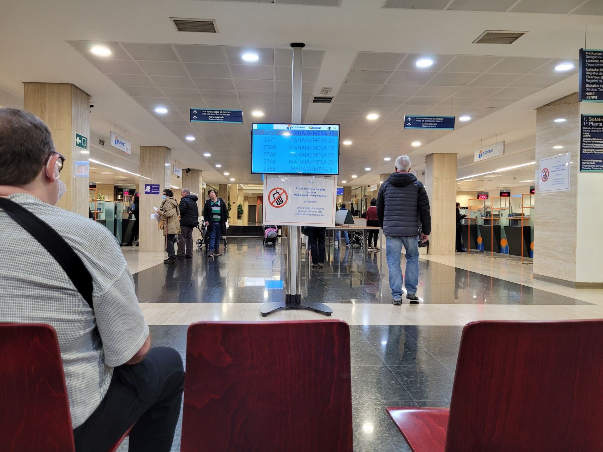 El Gobierno vasco 'ficha' a la Inteligencia Artificial para el servicio de atención ciudadana