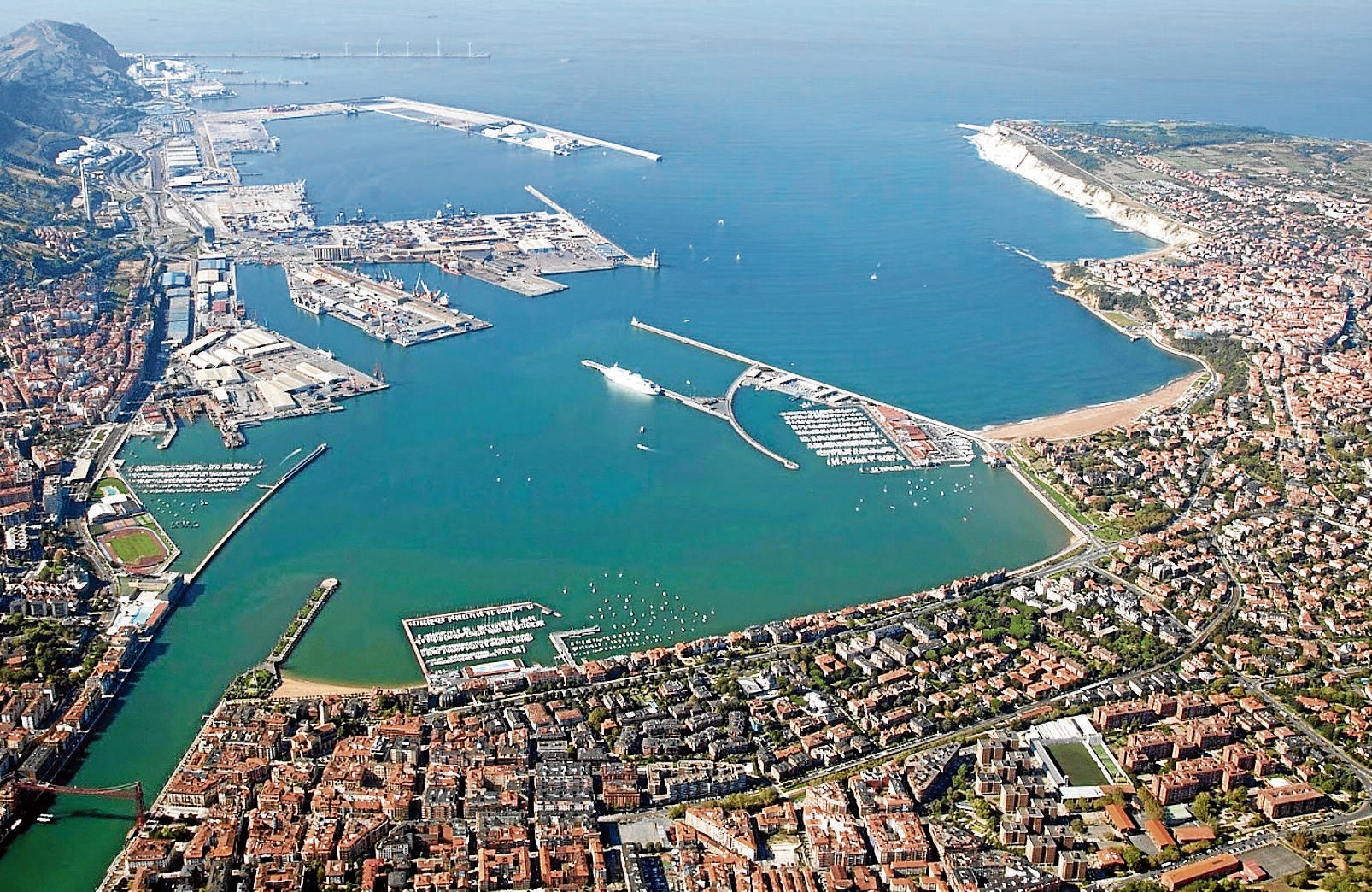 La futura planta de Sader está a tan sólo 2 kilómetos del centro de Getxo.