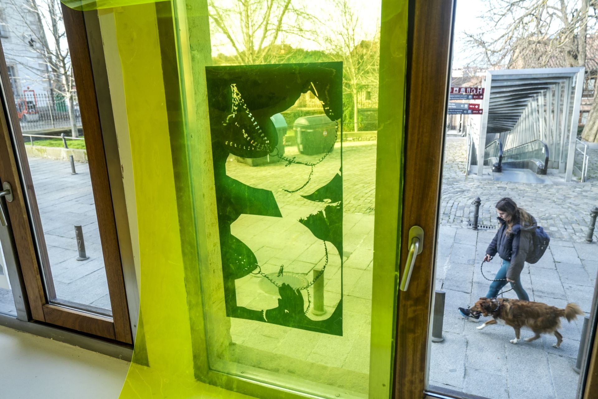 Un baño fluorescente en Montehermoso