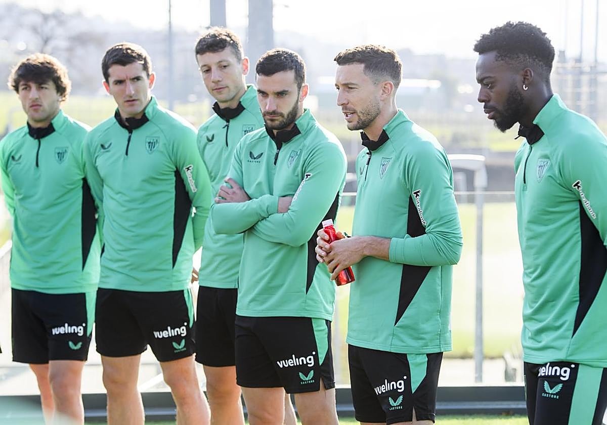 Así ha anunciado De Marcos su despedida a sus compañeros en el Athletic