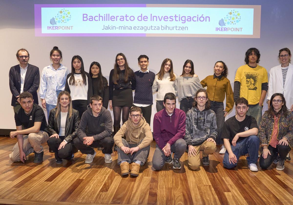 El pionero Bachillerato de Investigación que sólo se imparte en un centro alavés exhibe sus resultados