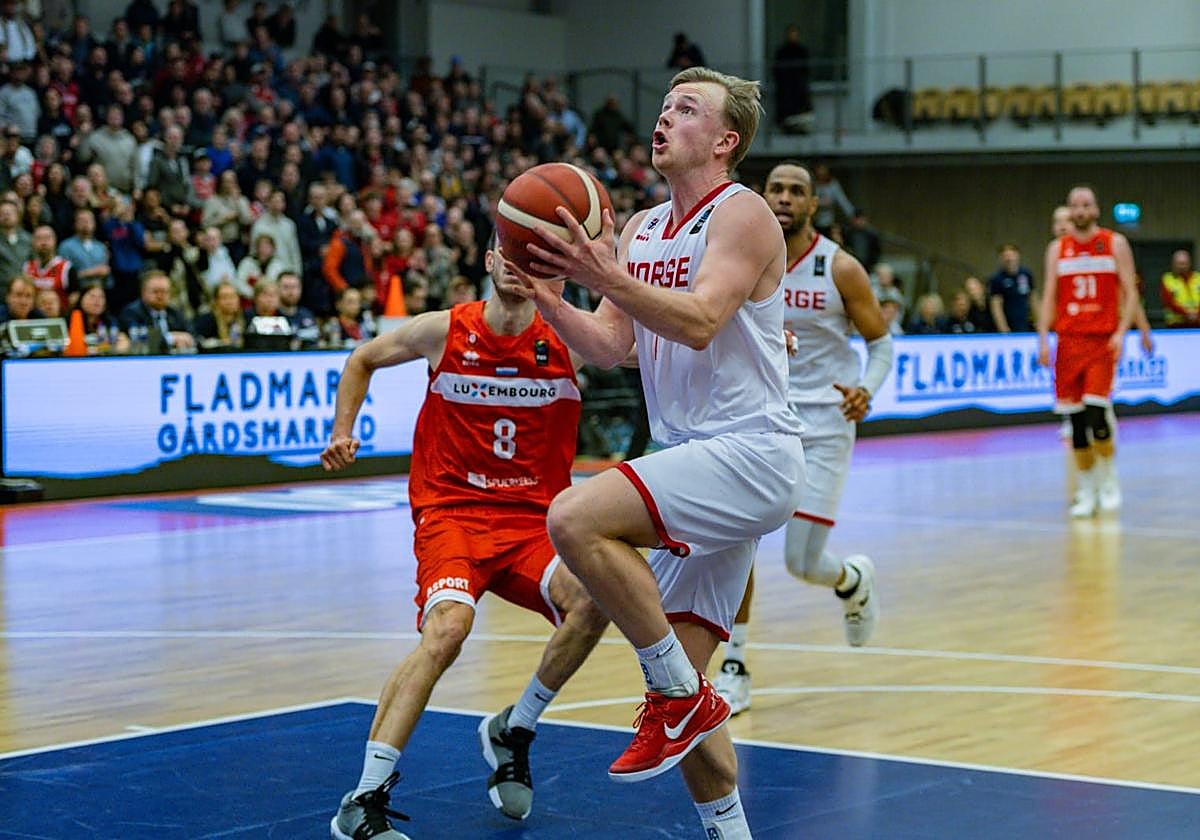 El noruego hARALD Frey anotó 27 puntos contra Luxemburgo.