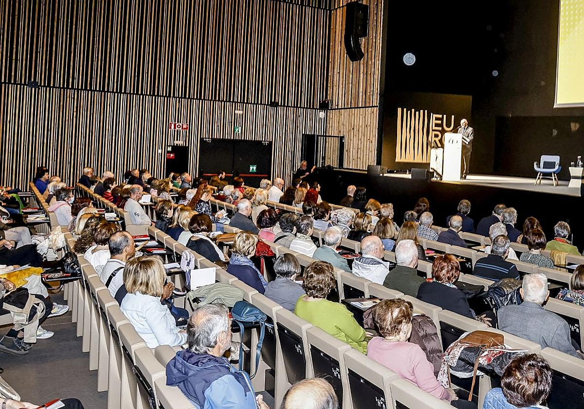 El Palacio Europa registró una elevada asistencia el año pasado en Más 60 activo.