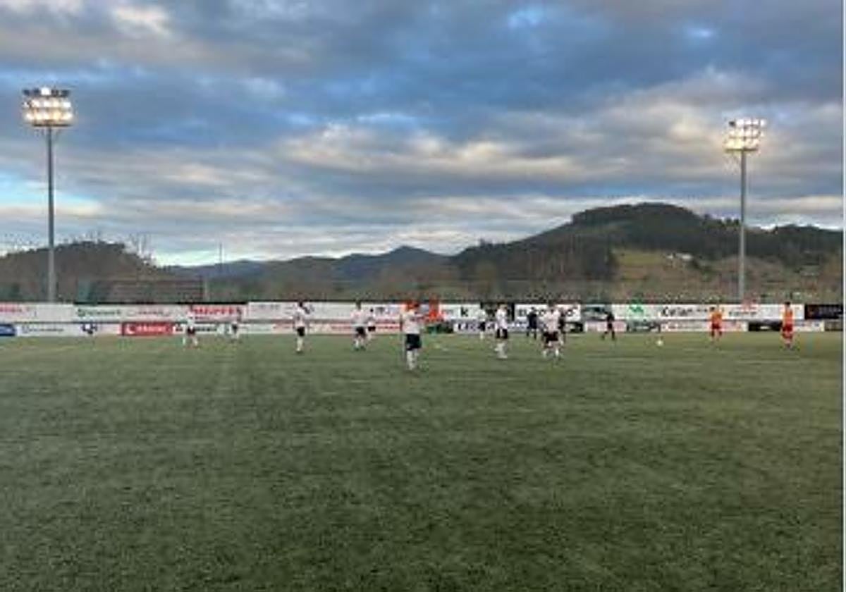 El Gernika deja escapar dos puntos en cuatro minutos fatales