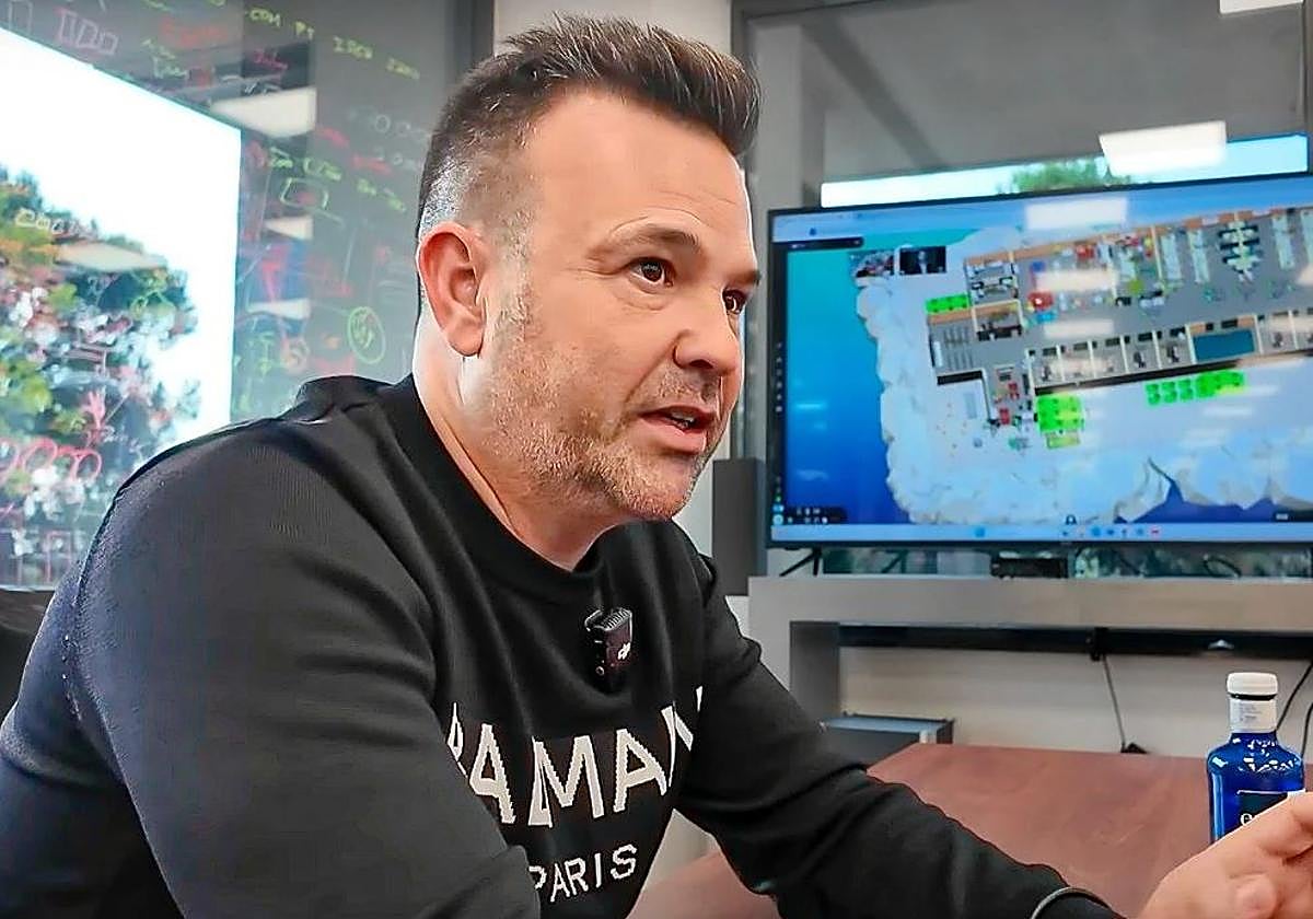 Los desorbitados precios por charlar con José Elías: 600 euros la videollamada, 3.000 una comida...