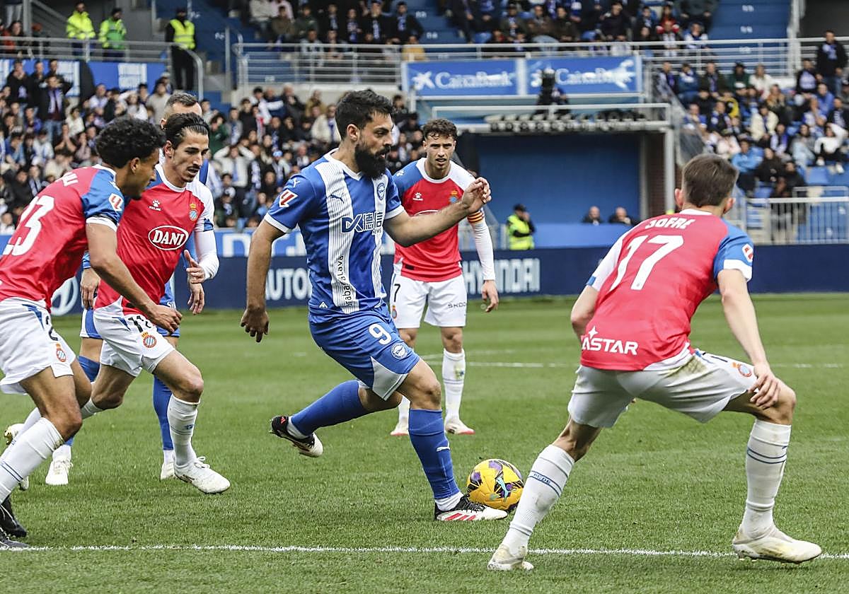 Villalibre salió al campo en el minuto 62 y gozó de alguna ocasión.