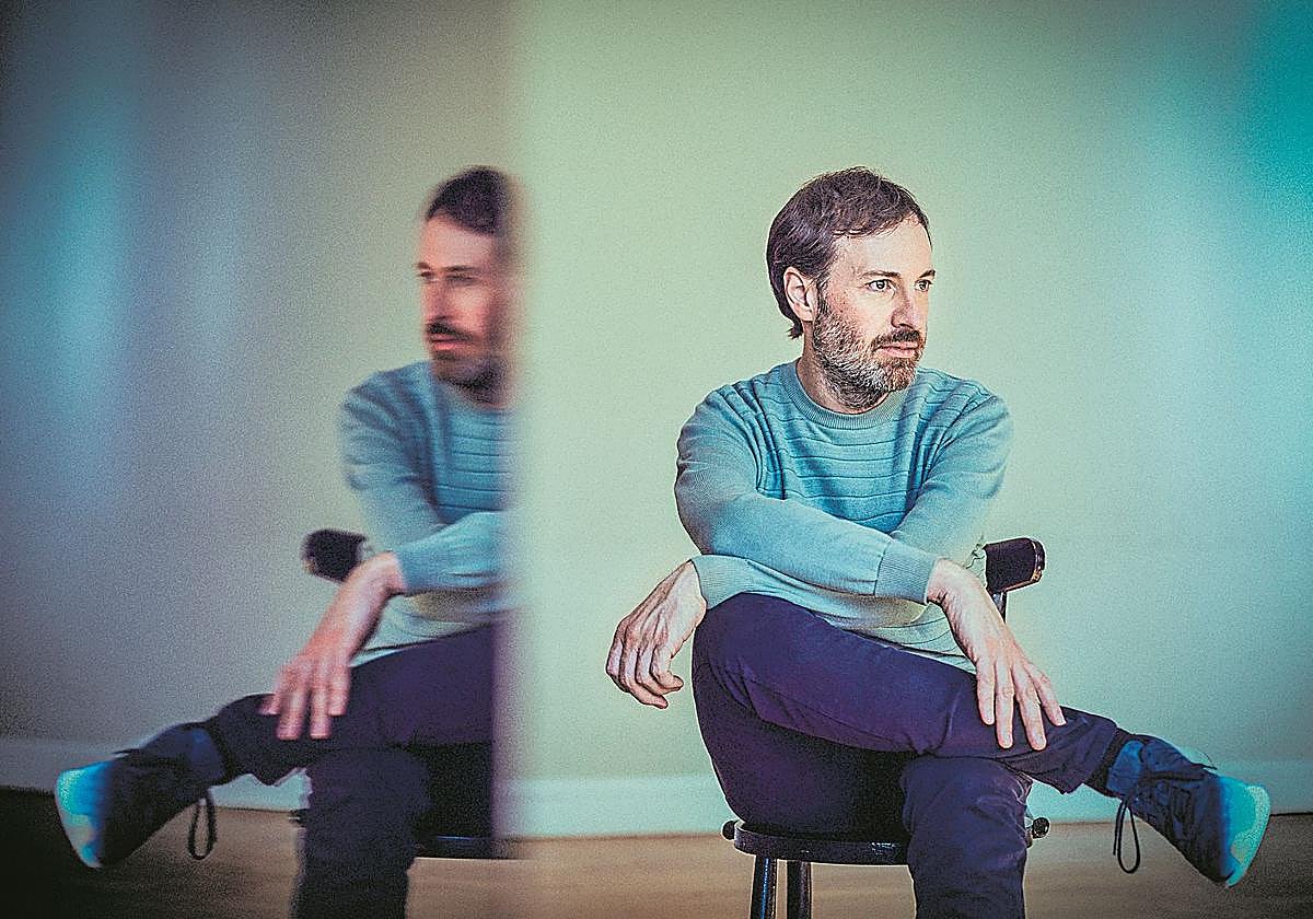 Josetxu Obregón, chelista y director de La Ritirata, conmemora el 300 aniversario de la muerte de Alessandro Scarlatti en la Filarmónica.