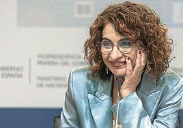 La ministra de Hacienda y vicepresidenta primera del Gobierno, María Jesús Montero, compareció ayer ante los medios.