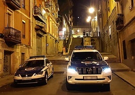 Detenido tras ocultarse en un contenedor de basura con la caja registradora robada en un bar de Bilbao