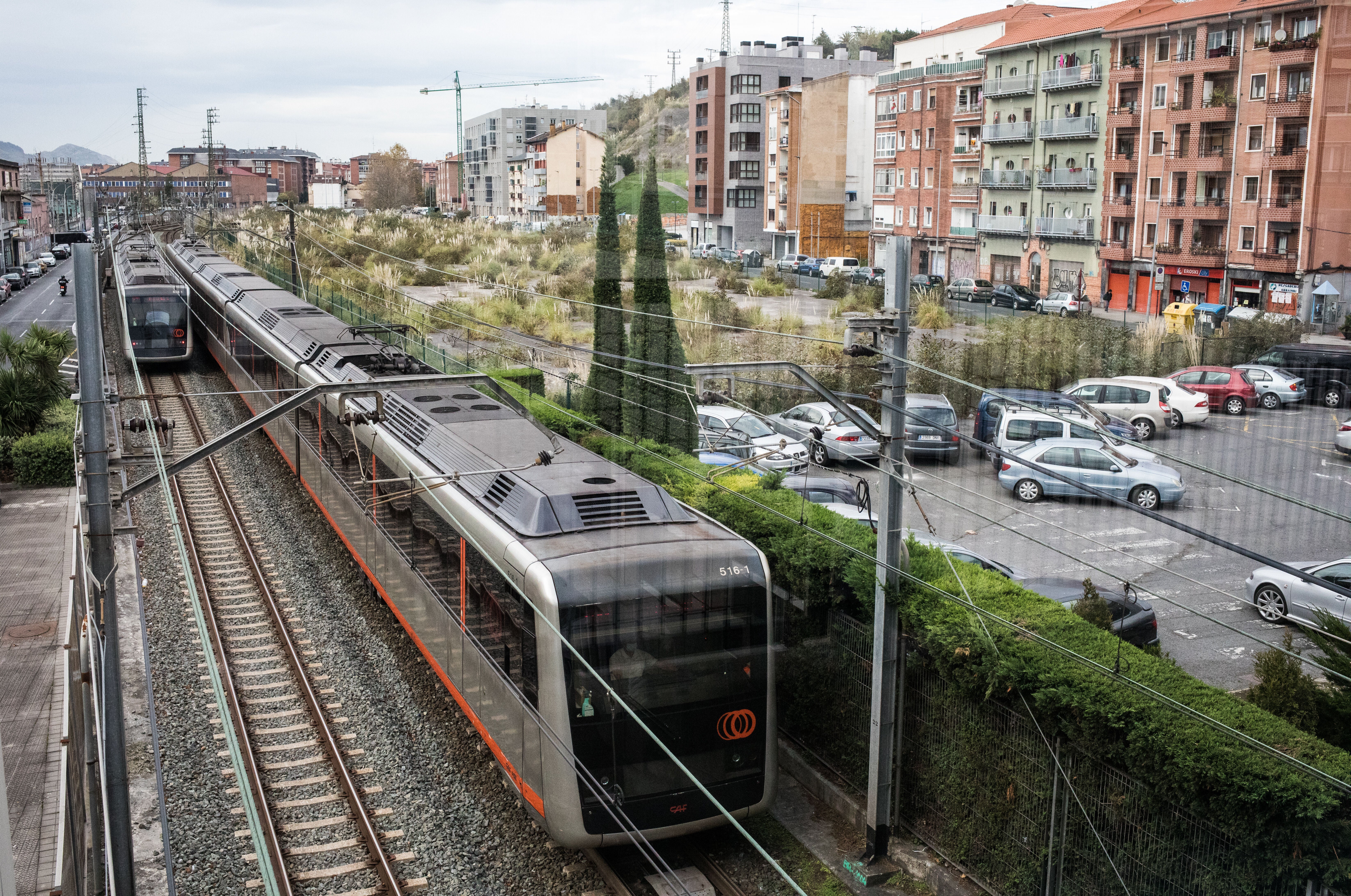 La Diputación abre la puerta a soterrar el metro entre Leioa y Las Arenas