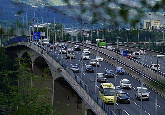 El subfluvial se plantea como alternativa a Rontegi.