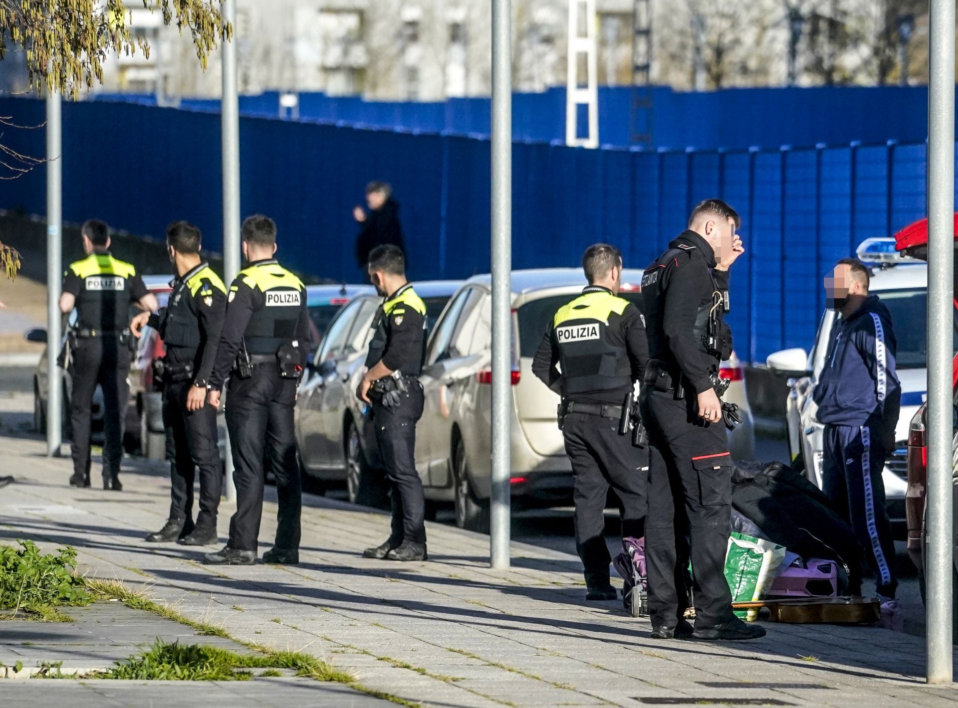 Las imágenes del despliegue policial en Salburua