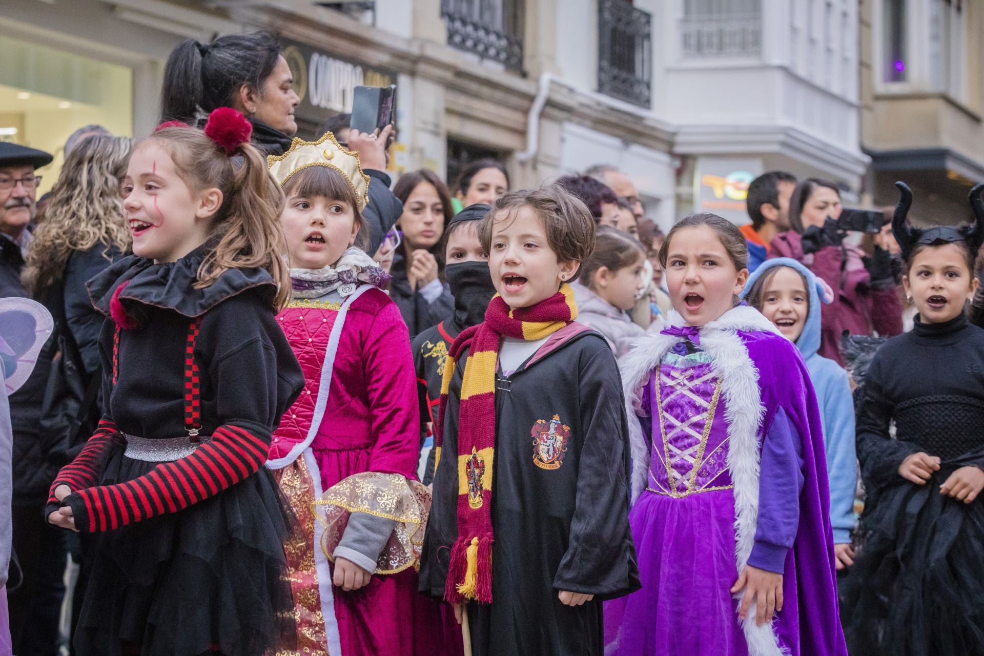 Las imágenes del Jueves de Lardero en Vitoria