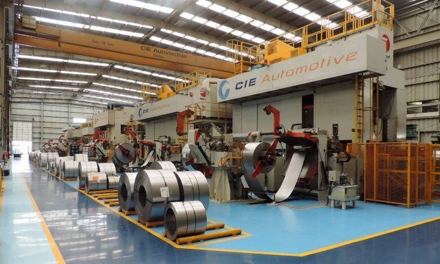 CIE Automotive logra un beneficio récord de 326 millones pese a la crisis del sector