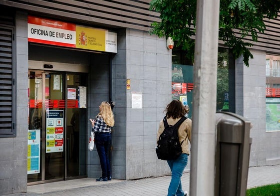 Varapalo al SEPE: un error exime de pagar 20.000 euros a un perceptor que no debería haber cobrado el subsidio