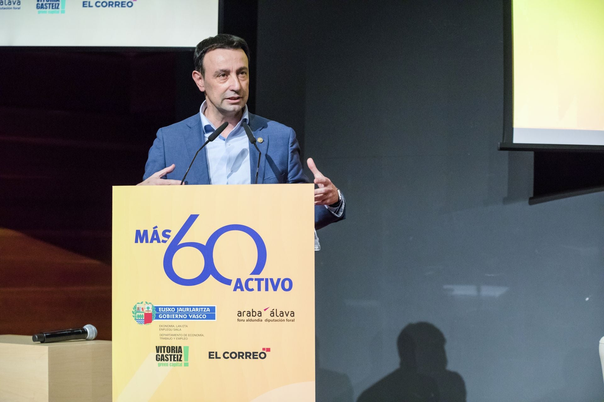 El foro Más 60 Activo, en imágenes