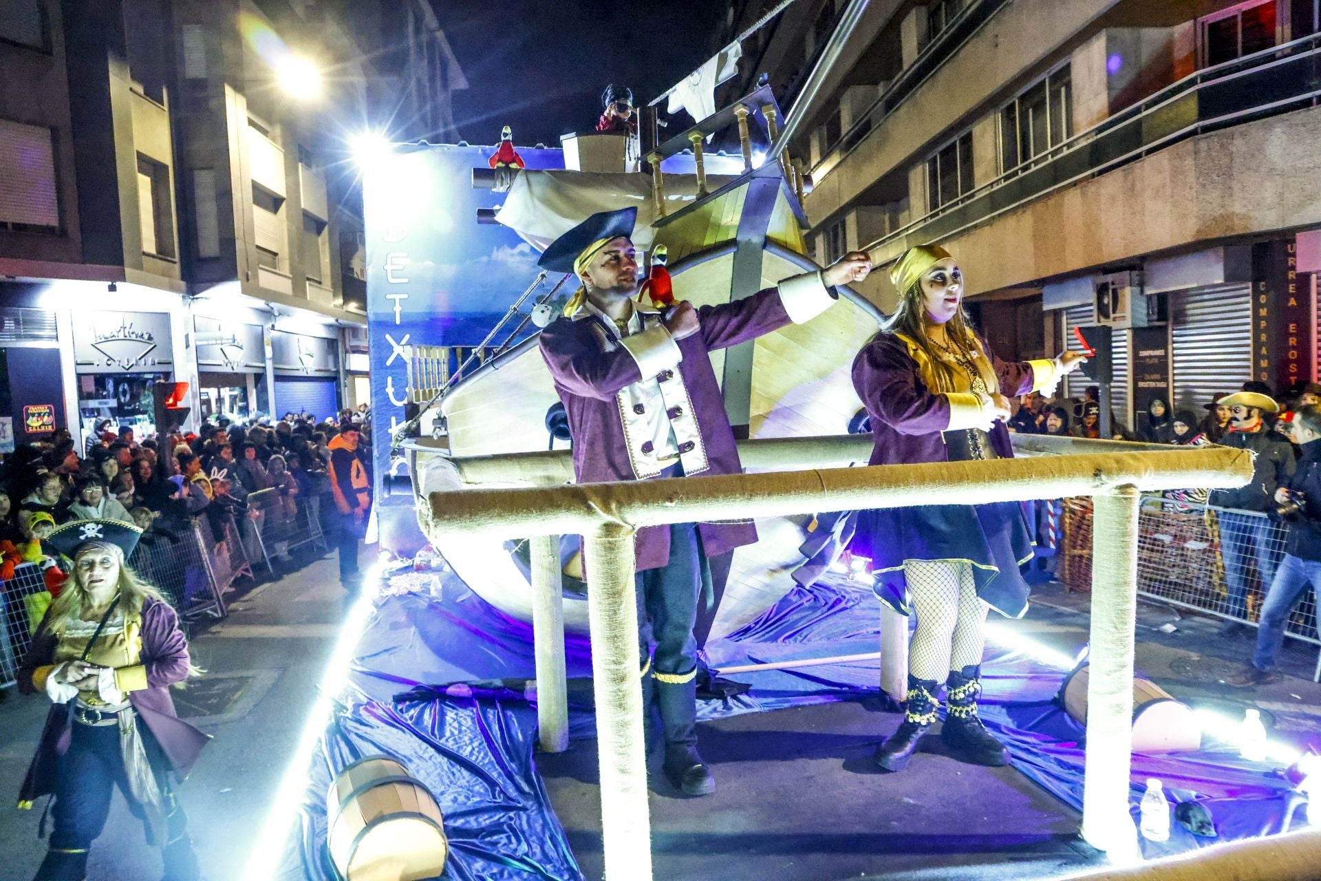 Las imágenes del desfile del Carnaval de Vitoria