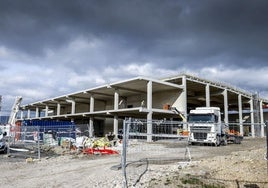 La futura sede del BAM empieza a tomar forma en Júndiz