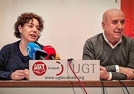 Arantza Ruiz, secretaria de organización, junto a Raúl Arza, el líder sindical más veterano en Euskadi, ha anunciado que no se preseentará a la releeción en el XIV Congreso de UGT-Euskadi.