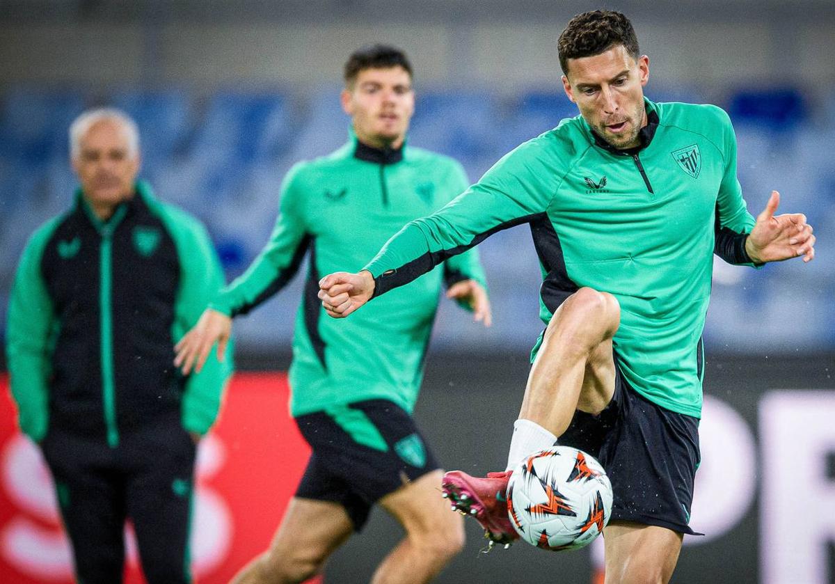De Marcos, a punto de alcanzar a Susaeta como jugador con más partidos en Europa