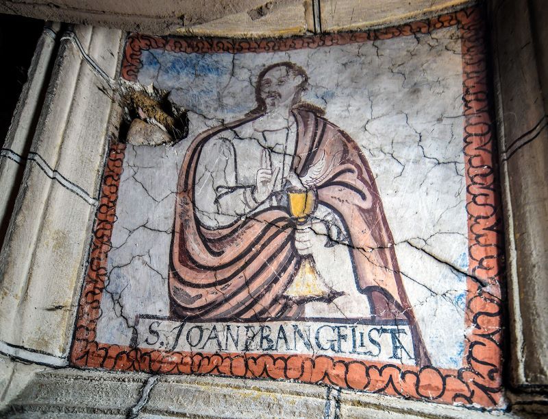 Descubren pinturas de gran valor artístico del siglo XVII en la iglesia de Aulesti
