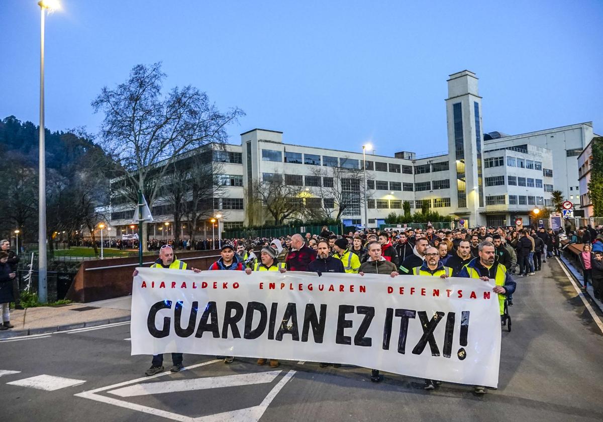 La plantilla de Guardian Llodio pide a las instituciones «decisiones rápidas» para evitar los despidos
