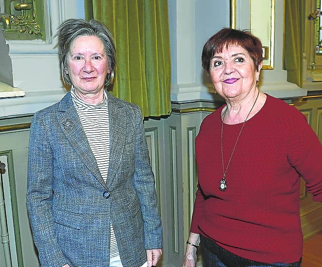 Maite Olmos y Ameli Royo.