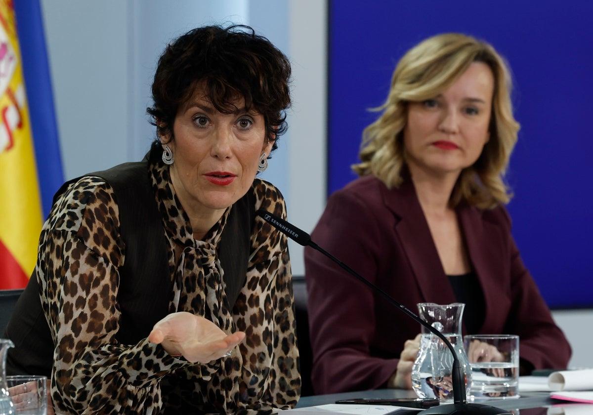 La ministra de Inclusión Seguridad Social y Migraciones, Elma Saiz, y la portavoz del Ejecutivo, Pilar Alegría.