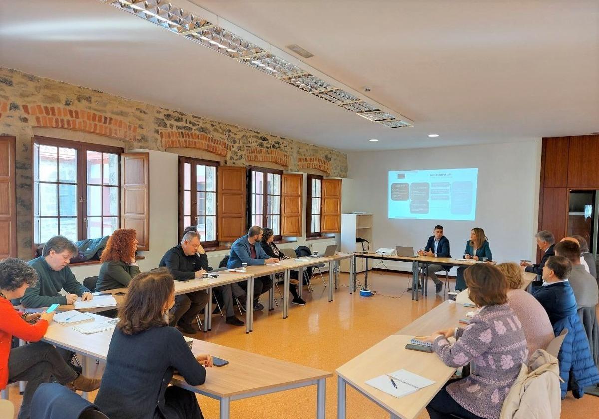 La Diputación acompaña a las empresas de Aiaraldea en su digitalización