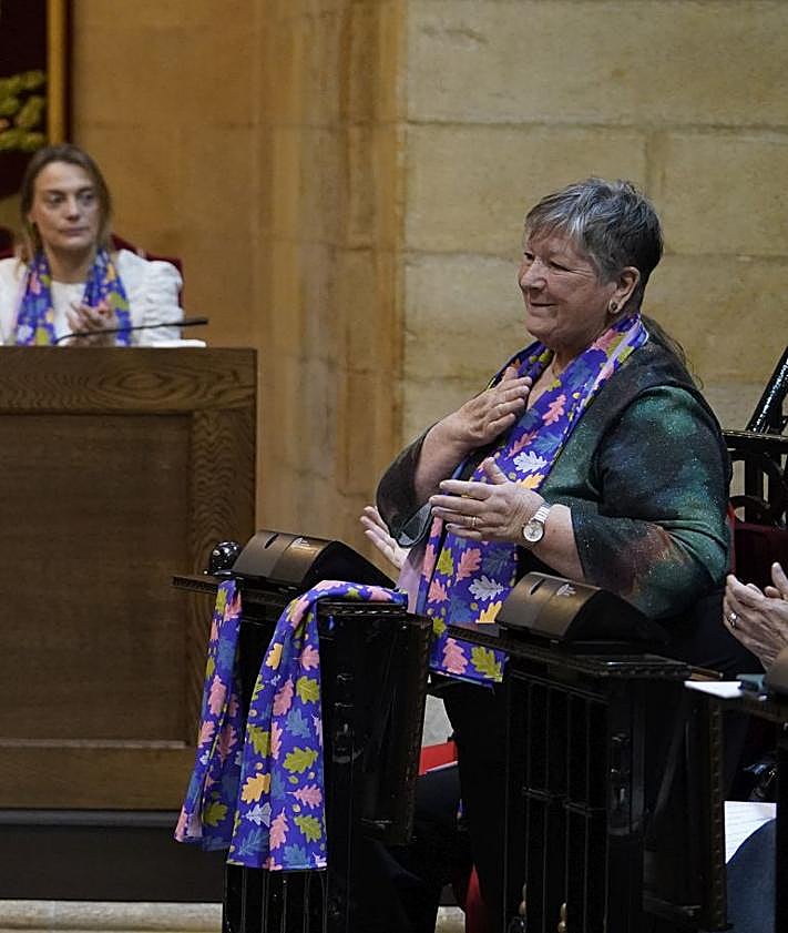 Imagen secundaria 2 - Tres momentos del acto.