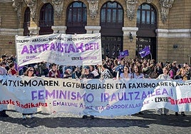 La manifestación ha arrancado en el Arriaga.