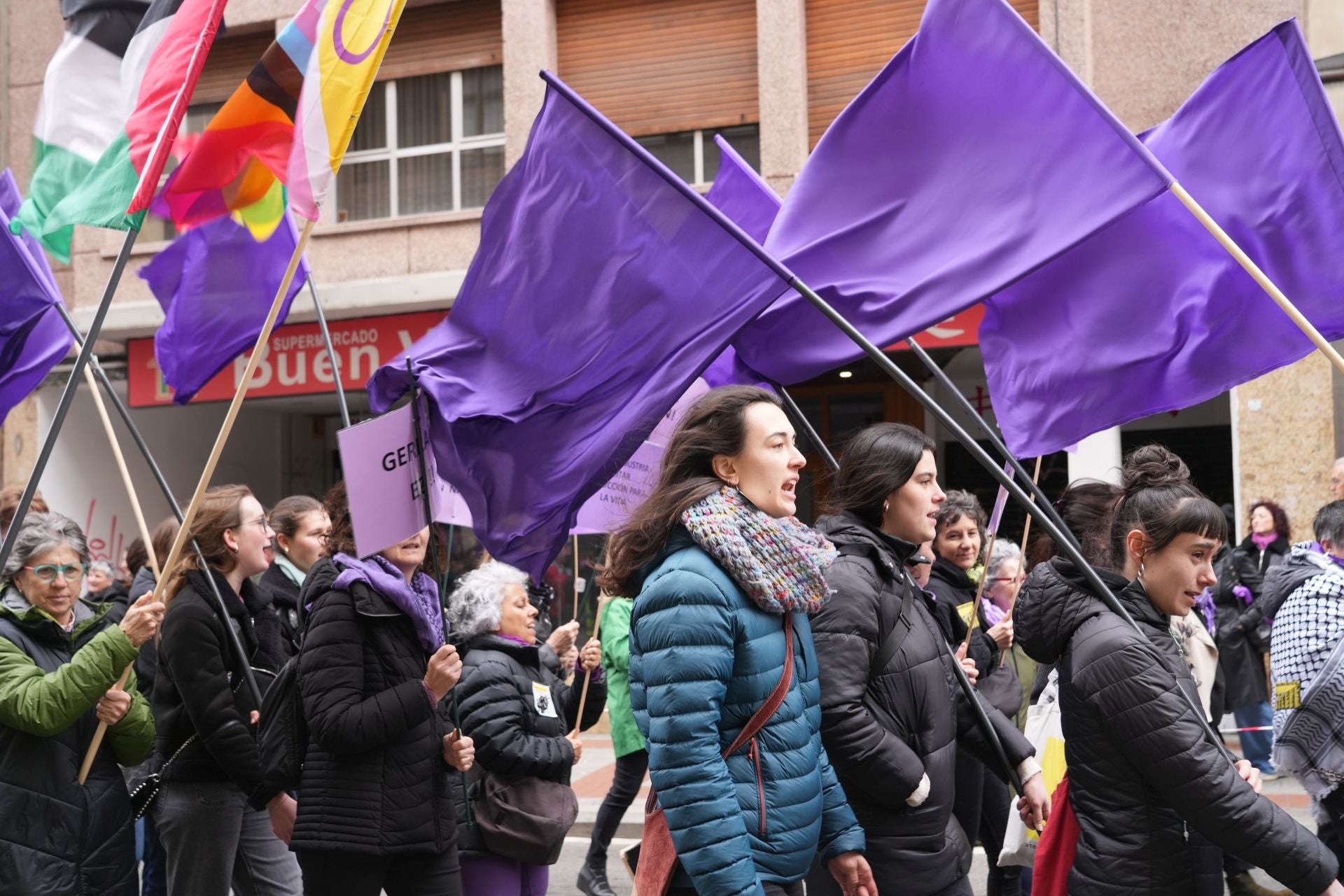 Las mejores fotos de los actos del 8M en Vitoria