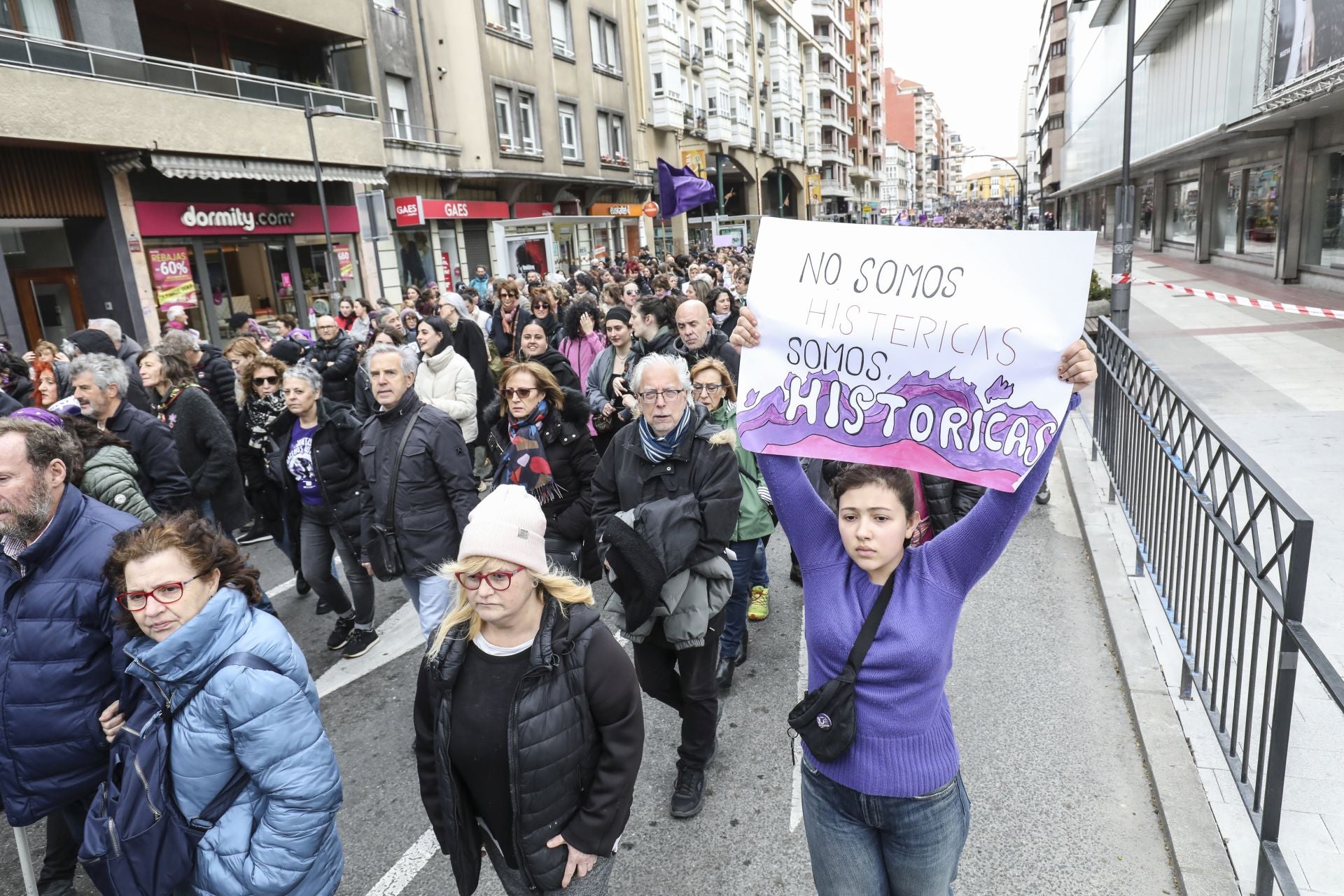 Las mejores fotos de los actos del 8M en Vitoria