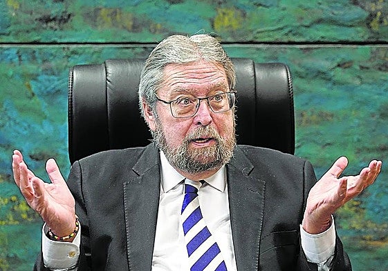 El Ararteko, Manu Lezertua.