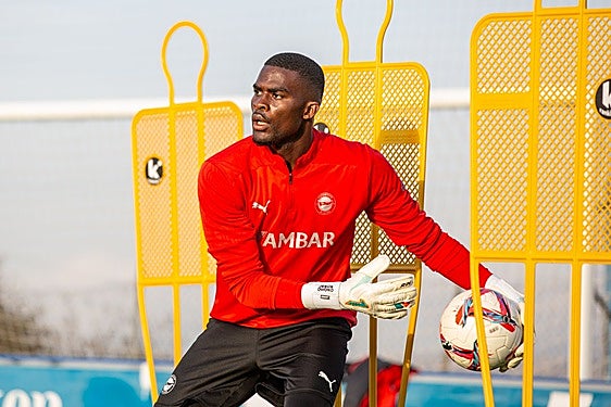 Owono se reincorpora al grupo pensando en Las Palmas